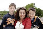 Kaatsheuvel 16 mei 2004
Mylene de la Haye met zoons