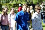 Amsterdam 20 mei 2004
Opnames Ocean's 12 op begraafplaats Westgaarde in  Amsterdam met Brad Pitt en Catharina Zeta Jones.
  Prinses Annette  Anita en Aimee Prins Floris en Prins Bernhard jr