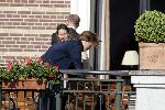 Amsterdam 15 mei 2004
Prins Pieter Christiaan met zijn vriendin in gesprek met general manager van Amstel Hotel