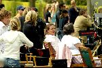 Amsterdam 20 mei 2004
Opnames Ocean's 12 op begraafplaats Westgaarde in  Amsterdam met Brad Pitt en Catharina Zeta Jones.
  Prinses Annette  Anita en Aimee Prins Floris en Prins Bernhard jr Prins Pieter Christiaan