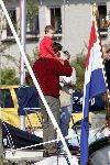 Muiden 9 mei 2004
Koningin Beatrix Prins Constantijn Prinses Laurentien varen met Groene Draeck.
Prinses Eloise en prins Claus  Cazimier