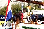 Muiden 9 mei 2004
Koningin Beatrix Prins Constantijn Prinses Laurentien varen met Groene Draeck.
Prinses Eloise en prins Carlos.