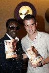 Amsterdam 17 mei 2004
Presentatie boek Rafael v d Vaart R
afael v d Vaart en Regilio Tuur.