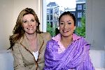 Amsterdam 6 mei 2004
Rebecca Loos  samen met Danielle Overgaag in hotel the Blakes in Amsterdam.
