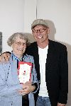Laren 16 mei 2004
Presentatie boek Sjoerd Pleijsier.  Sjoerd met moeder