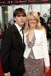 Rotterdam  10 mei 2004
Uitreiking Musical Awards in nieuw Luxor.
dochter Tineke Schouten met vriend
