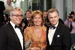 Rotterdam  10 mei 2004
Uitreiking Musical Awards in nieuw Luxor.
Willem Nijholt met vriend en Annemarie Oster