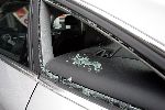 Amsterdam 7 mei 2005
Autoruit kapot na inbraak