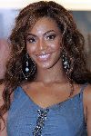 Rotterdam 24 mei 2005
Beyonce met parfum  True Star bij Douglas.