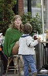 Amsterdam 1 mei  2005
Reinout Oerlemans en Danielle Overgaag op terras bij joffers samen met Thijmen en Fiene