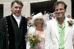Joure 28 mei 2005
Trouwen Yvonne Jaspers en Pieter v d Beukering.
Yvonne  en Ed Nijpels