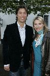 Naarden 12 mei 2005
Presentatie boek schreeuwen/huilen van Govert de Roos bij Arsenaal.
Elle v Rijn zwanger met haar man Kaja