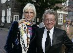 Naarden 18 mei 2005
Trouwen Tonnie des Bouvrie en Geert Loman in stadhuis Naarden.
Jan des Bouvrie en Monique