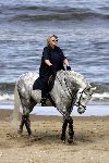 Katwijk 29 mei 2005
Koningin Beatrix paard rijden op het strand van katwijk.