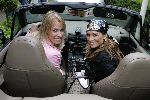 Vierhouten 29 mei 2005
Rally met cabrio's vanwege 10 jarig bestaan Beau Monde.
Leontine Borsato met hoofddoek en Vivian Reys in bmw cabrio