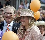 Scheveningen 30 april 2005
Koningin Beatrix in Scheveningen met familie.
Maxima en Pieter v Vollenhoven