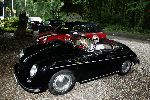 Vierhouten 20 mei 2005
Rally met cabrio's vanwege 10 jarig bestaan Beau Monde.
Monique des bouvrie met porsche cabrio uit 1972