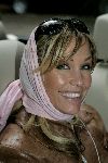 Vierhouten 29 mei 2005
Rally met cabrio's vanwege 10 jarig bestaan Beau Monde.
Tanja Jess met hoofddoek