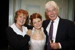 Apeldoorn 2 november 2006
Premiere My fair lady met Celine Purcell en Thom Hoffman.
Celine Paul v Vliet en Annewil Blankers