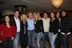 Noordwijk, 5 november 2006 
Hans Breukhoven viert de verjaardag van zijn moeder in Hotel Huis ter Duin. Verder op de foto: Connie Breukhoven, Constanza Breukhoven, Jordi Breukhoven en zijn vrouw, Marvin Breukhoven, Shanna Breukhoven en Edwin Breukhoven met zijn vrouw Ageeth Breukhoven.