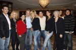Noordwijk, 5 november 2006 
Hans Breukhoven viert de verjaardag van zijn moeder in Hotel Huis ter Duin. Verder op de foto: Connie Breukhoven, Constanza Breukhoven, Jordi Breukhoven en zijn vrouw, Marvin Breukhoven, Shanna Breukhoven en Edwin Breukhoven met zijn vrouw Ageeth Breukhoven.