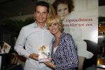 Naarden 31 oktober 2006
Daphne Deckers bij presentatie van haar nieuwe boek.Daphne en Richard Krajicek