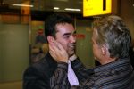 Schiphol 5 november 2006
hans Breukhoven arriveert op schiphol na reis naar de Mount Everest. Connie Constanza Jordi (met zijn vrouw) Marvin Shanna en  Edwin(met vriendin) zijn 
daar.