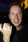 Amsterdam 20 oktober 2006
Uitreiking televizierring in het ij theater.
Edwin Evers met ring voor beste dj