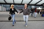 Schiphol 5 november 2006
hans Breukhoven arriveert op schiphol na reis naar de Mount Everest. Connie Constanza Jordi (met zijn vrouw) Marvin Shanna en  Edwin(met vriendin) zijn 
daar.