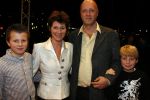 Rotterdam 26 oktober 2006
Premiere Holiday on ice in ahoy.
Haye v d Heyde  met vrouw en kinderen