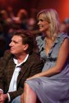 Baarn 26 oktober 2006
Tooske Ragas presenteert het nieuwe sbs programma Je wordt bedankt met daarin Gerard Joling. Henny Huisman huilend
