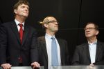 Amsterdam 12 november 2006
AJAX-PSV 0-1 in de arena.
Voorzitter Jakke en burgemeester Job Cohen met een bril
Peter Smulders bv