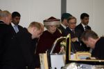 Zeewolde 1 november 2006
Koning Abdullah Koningin Rania en Koningin Beatrix op bezoek bij de spyker fabriek waar ze rondgeleid worden door Viktor Muller.