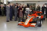 Zeewolde 1 november 2006
Koning Abdullah Koningin Rania en Koningin Beatrix op bezoek bij de spyker fabriek waar ze rondgeleid worden door Viktor Muller.
