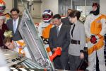 Zeewolde 1 november 2006
Koning Abdullah Koningin Rania en Koningin Beatrix op bezoek bij de spyker fabriek waar ze rondgeleid worden door Viktor Muller.
