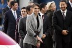 Zeewolde 1 november 2006
Koning Abdullah Koningin Rania en Koningin Beatrix op bezoek bij de spyker fabriek waar ze rondgeleid worden door Viktor Muller.