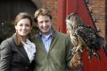 Muiden 3 september 2006
Prinses Aimee en Prins Floris bij muiderslot voor make af difference day. met roofvogel uil
Peter Smulders bv