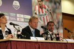 Eindhoven, 4 November 2006 Kompetitiewedstrijd PSV-NAC Eindstand 3-0 Seizoen 2006/2007
Ronald Koeman tijdens de persconferentie