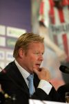 Eindhoven, 4 November 2006 Kompetitiewedstrijd PSV-NAC Eindstand 3-0 Seizoen 2006/2007
Ronald Koeman tijdens de persconferentie