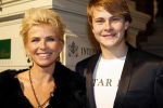 Amsterdam 29 oktober 2009
Beaumonde awards in het Amstel hotel. Anita Witzier met zoon
Peter Smulders bv