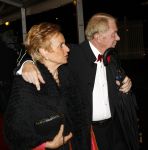 Amsterdam 24 oktober 2009
Premiere Musical over Nelson mandela in carre. Jaap Blokker met zijn vrouw
Peter Smulders bv