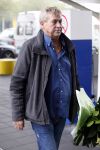 Purmerend 22 oktober 2009
Jan Smit wordt in het ziekenhuis van Purmerend opgezocht door zijn vriendin Liza Plat manager Jaap Buijs collega Marco Borsato en vander Ruud Smit.