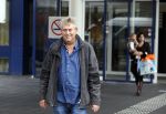 Purmerend 22 oktober 2009
Jan Smit wordt in het ziekenhuis van Purmerend opgezocht door zijn vriendin Liza Plat manager Jaap Buijs collega Marco Borsato en vander Ruud Smit.