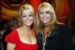 Amsterdam 23 oktober 2009
Televizierring 2009 in Carre in Amsterdam. Linda de Mol met Chantal janzen
Peter Smulders bv