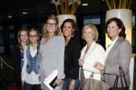 Rotterdam 25 oktober 2009
Premiere Holiday on ice in ahoy. Gooisch meisje Pauline Wingelaar met familie
Peter Smulders bv