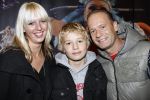 Rotterdam 25 oktober 2009
Premiere Holiday on ice in ahoy. Ron Boszhard met vriendin en zoon
Peter Smulders bv
