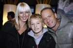 Rotterdam 25 oktober 2009
Premiere Holiday on ice in ahoy. Ron Boszhard met vriendin en zoon
Peter Smulders bv