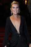 Amsterdam 26 oktober 2009
Premiere terug naar de kust in Tuschinski. Saskia Noort met man
Peter Smulders bv