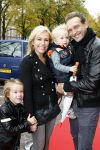 Den Haag 11 oktober 2009
Premiere in theater Diligentia. Tanja Jess met kinderen en broer
Peter Smulders bv