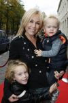 Den Haag 11 oktober 2009
Premiere in theater Diligentia. Tanja Jess met kinderen en broer
Peter Smulders bv